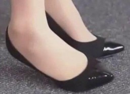 国产丝足,探寻国产丝袜的时尚魅力